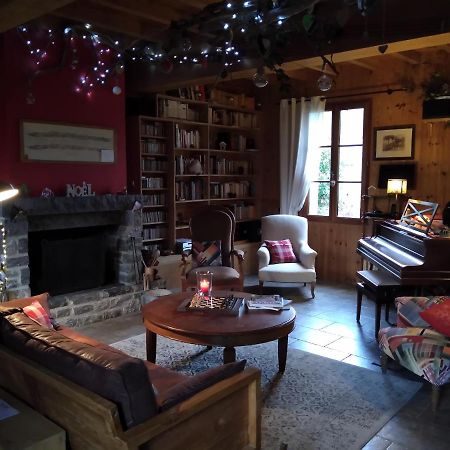 La Grande Ourse Bed & Breakfast Campan Eksteriør bilde