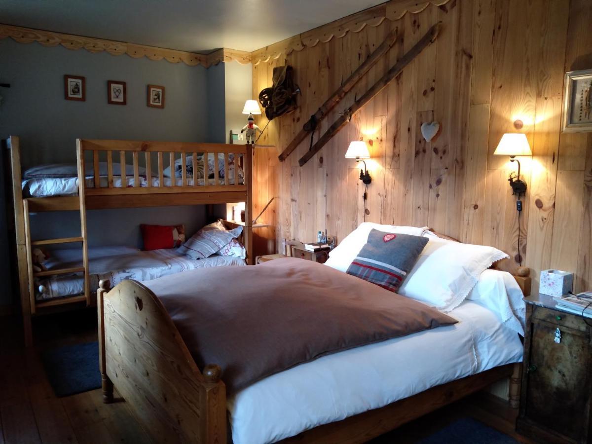 La Grande Ourse Bed & Breakfast Campan Eksteriør bilde