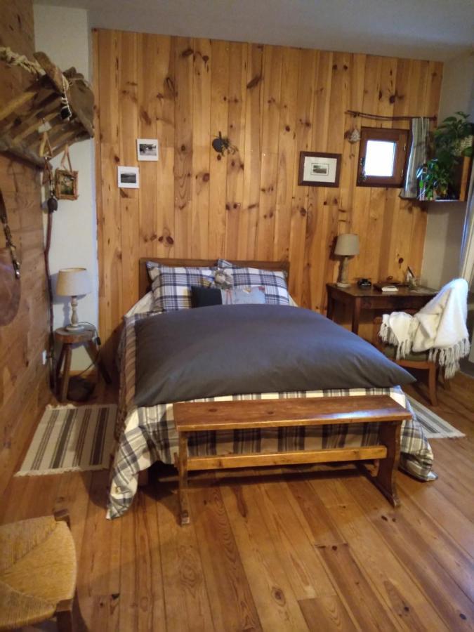 La Grande Ourse Bed & Breakfast Campan Eksteriør bilde